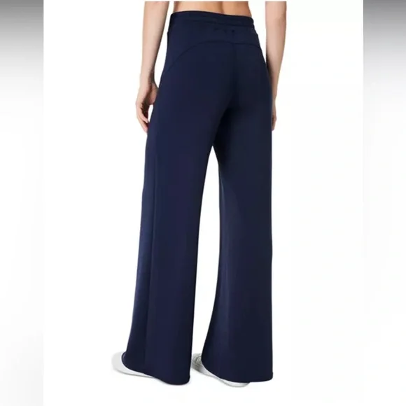 SPANX AirEssentials Wide Leg Pants - Navy Blue - Picture 3 of 8